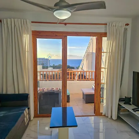 Apartment Aqua Sun Geranios By Helloapartments