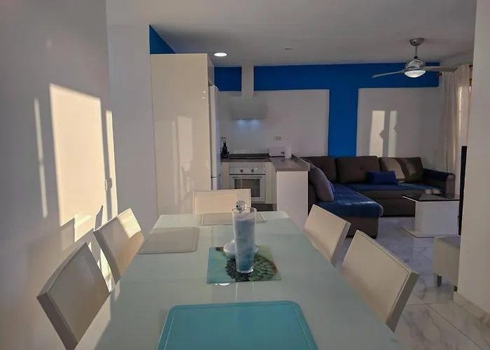 Apartment Aqua Sun Geranios By Helloapartments *