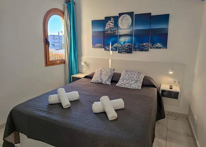 Apartment Aqua Sun Geranios By Helloapartments