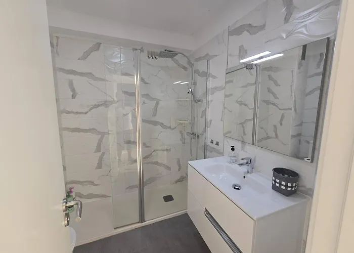 Aqua Sun Geranios By Helloapartments Apartment