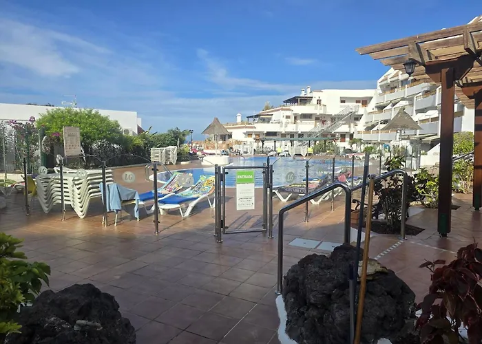 Apartment Aqua Sun Geranios By Helloapartments *